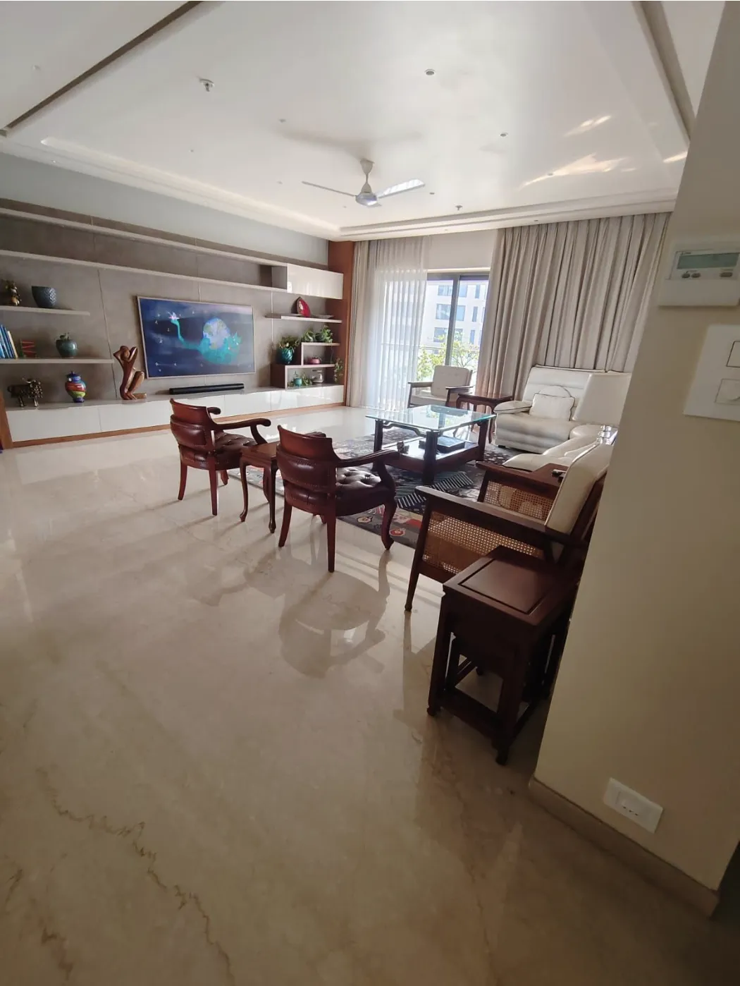 Signia Pearl — Bandra East (4)